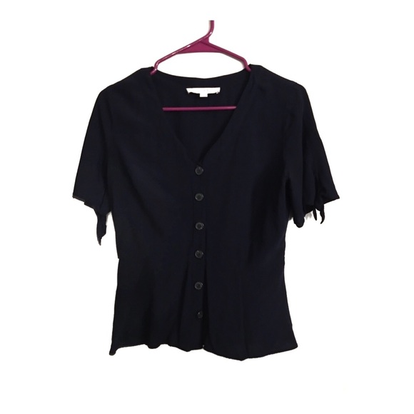 LOFT Tops - LOFT size 2 button down blouse LOFT Tops - LOFT size 2 button down blouse